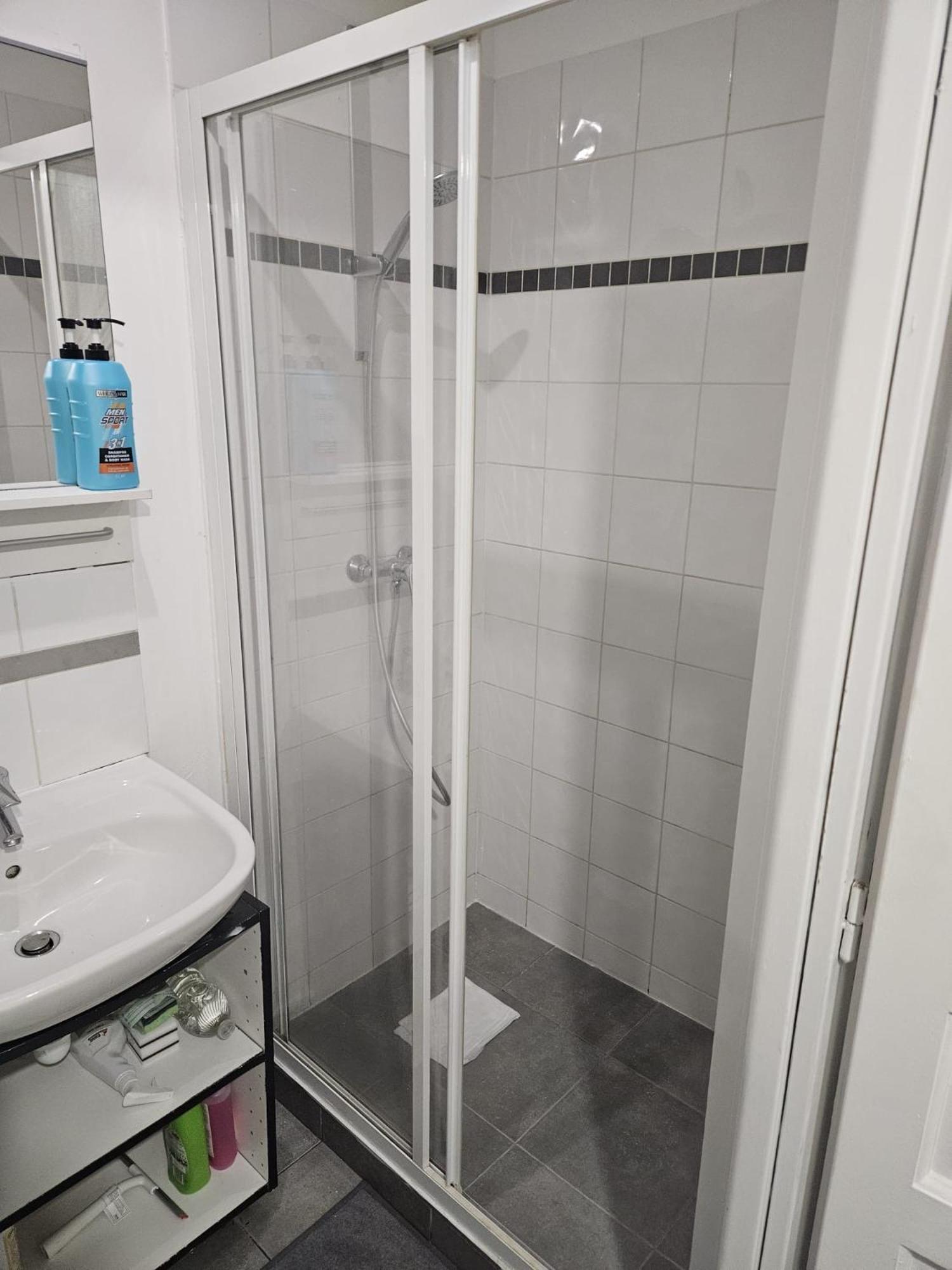 Studio A 2 Arret De Gare Du Nord Pierrefitte-sur-Seine Extérieur photo